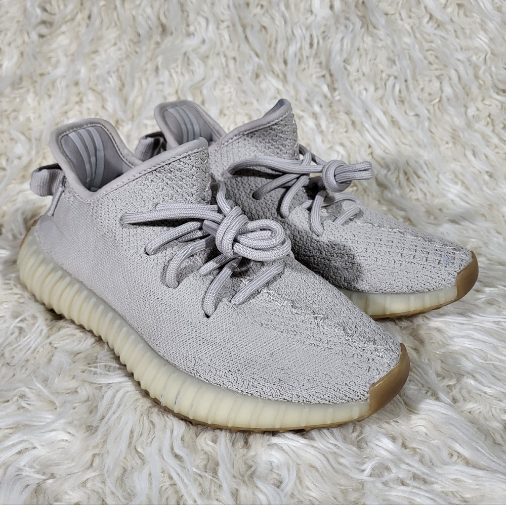 Adidas Yeezy Boost 350 V2 "Sesame" sneakers Grey Men’s 5.5 / Women's 6.5